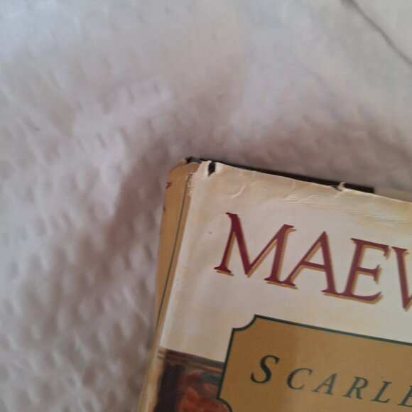 scarlet feather hardcover - Picture 3 of 7